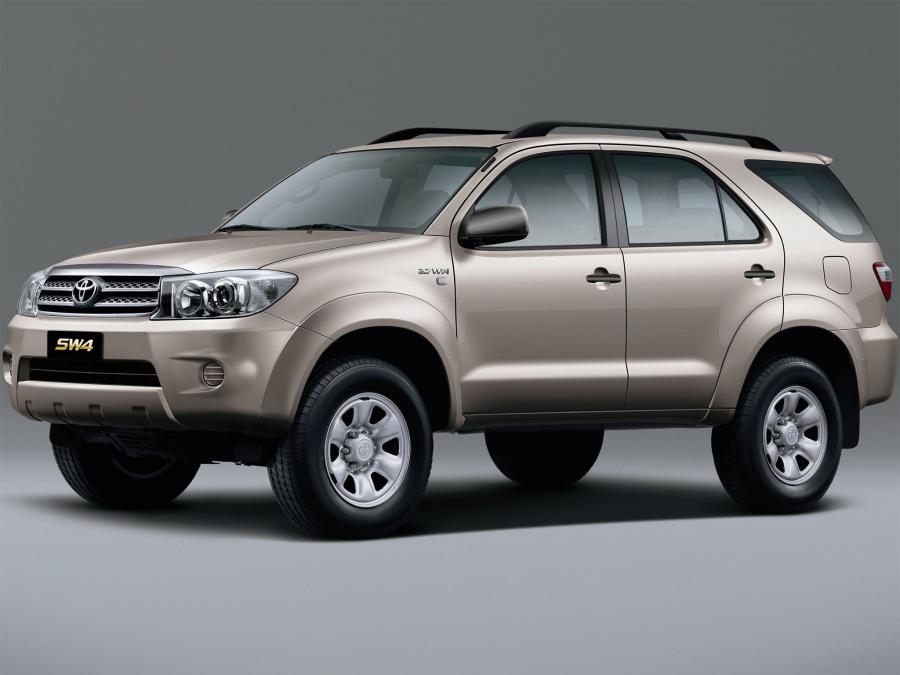Toyota Hilux SW4 '2006